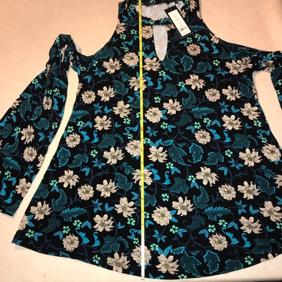 Romeo Juliet Couture Cold Shoulder Shirt Top Blouse Small Floral Long Sleeve New - Picture 7 of 7